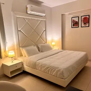 Celesto Luxury Residences By Chakola's Hospitality Aparthotel